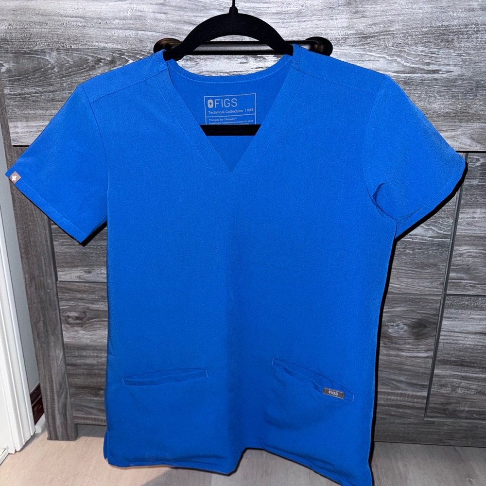 Figs Casma Scrub Top - Royal Blue